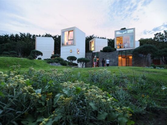 Maison L