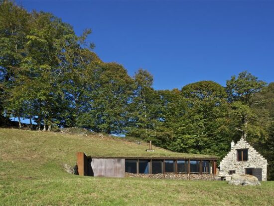 Maison Camouflée